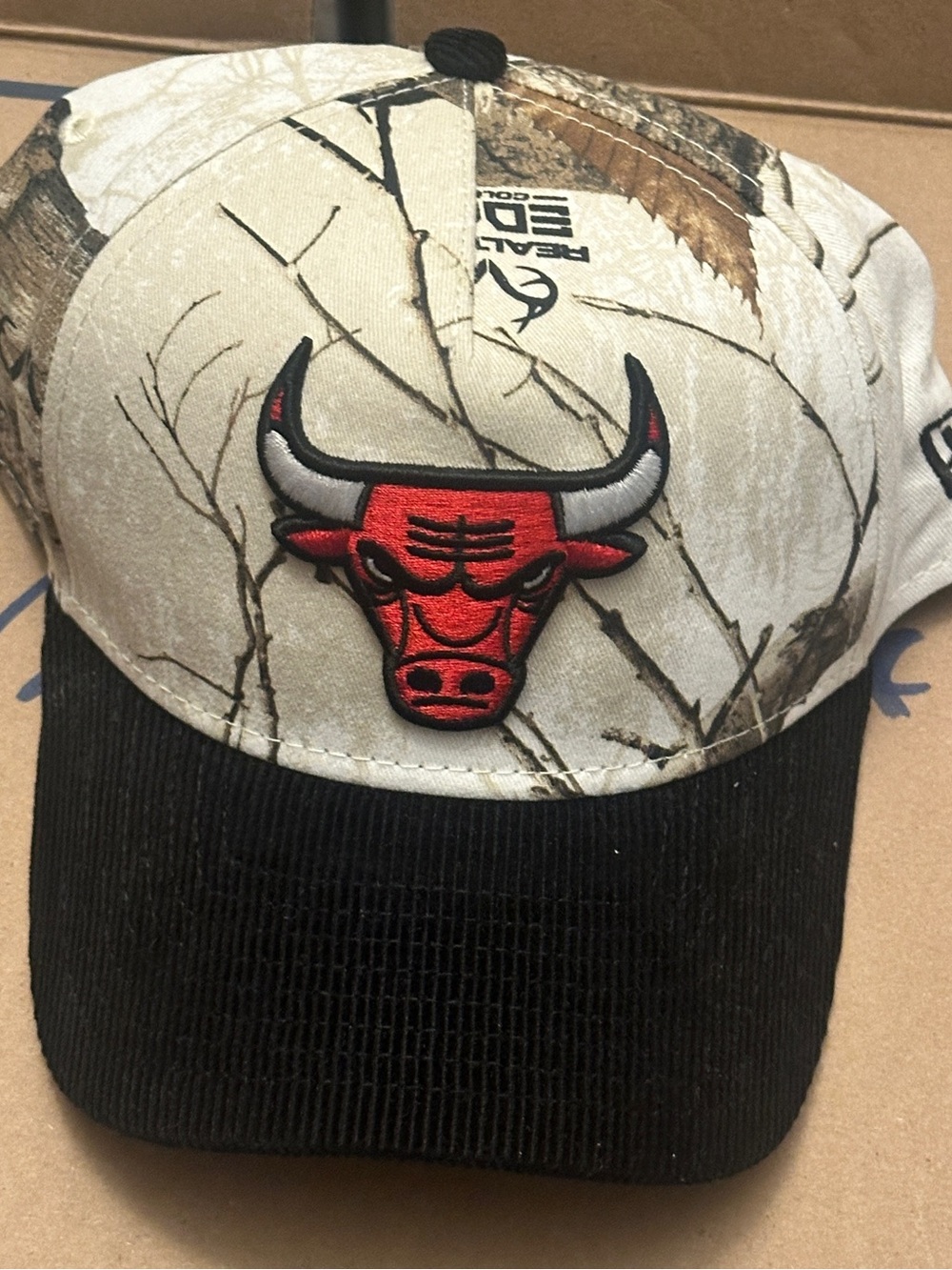 New Era Chicago Bulls Snapback Cap Hat - Red, Black, White